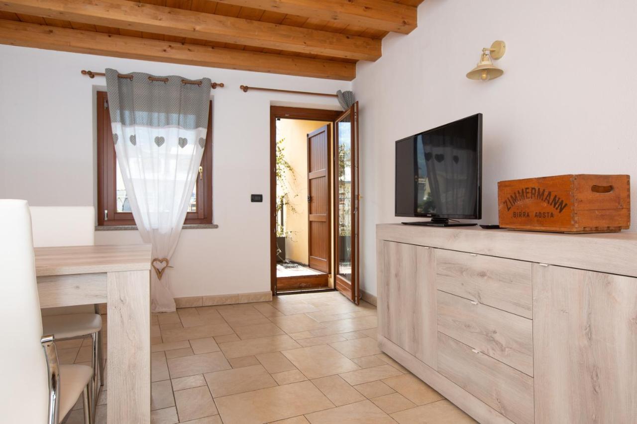 Studio Aubert Lägenhet Aosta Exteriör bild